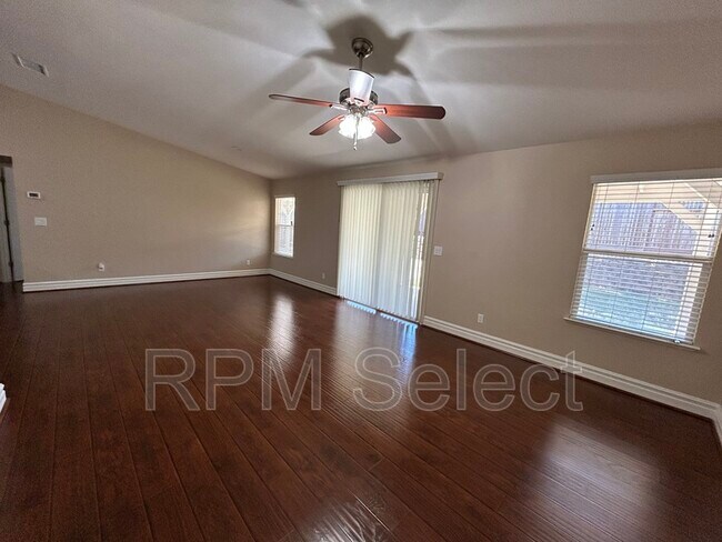 Building Photo - 10862 Wethersfield Dr