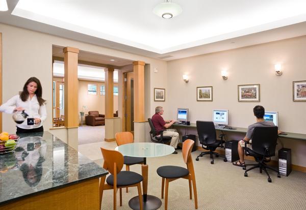 Building Photo - 1.0 bedroom in Brookline Massachusetts 02467
