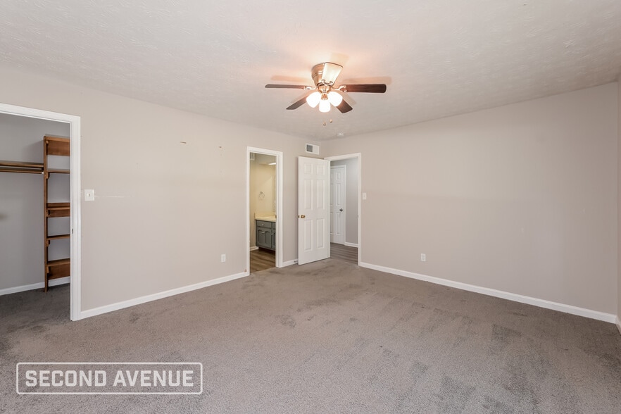 Building Photo - 5751 Wood Lake Ct