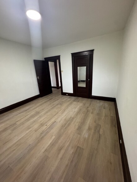Building Photo - 2239 Burnet Ave