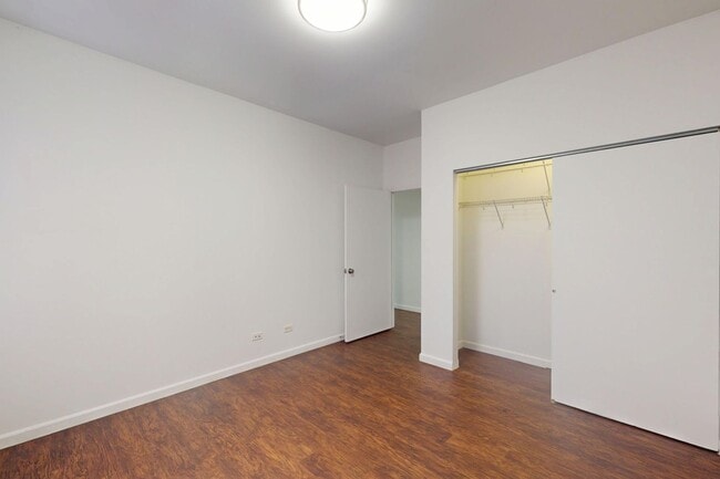 Floorplan - 5524-5526 S. Everett Avenue