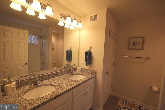 Building Photo - 130 Intrepid Ln