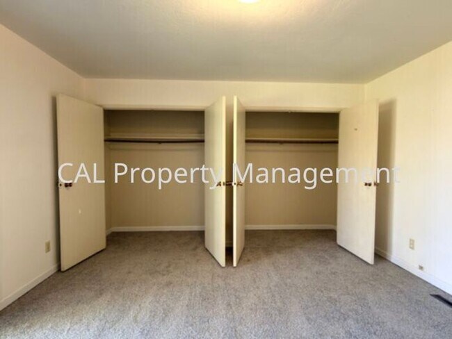 Building Photo - Beautiful 3-Bedroom Pebble Beach Home!