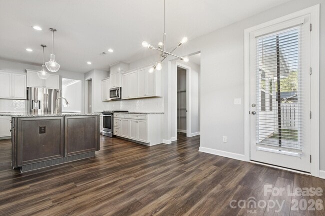 Building Photo - 15311 Red Canoe Way