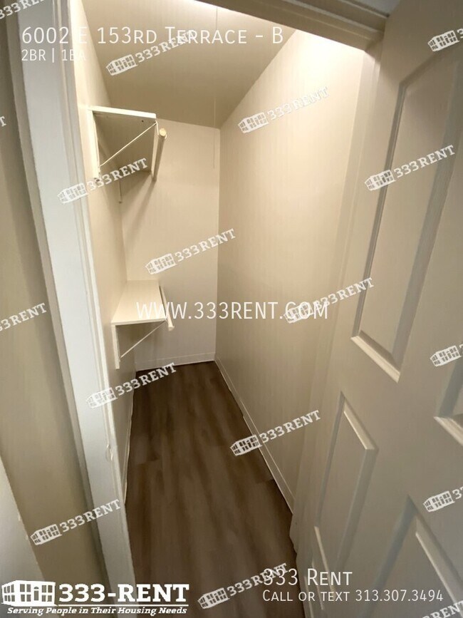 Building Photo - 6002 E 153 Terrace