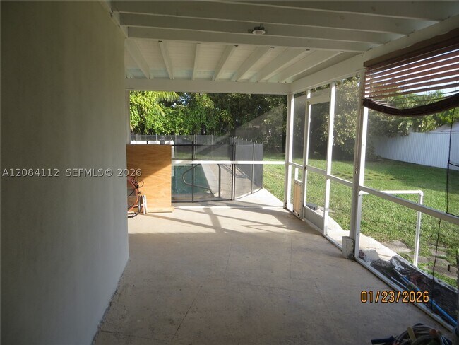 Building Photo - 7435 SW 22nd St