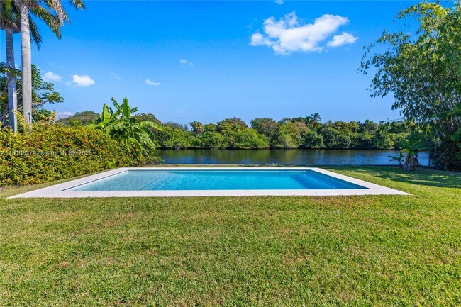 Building Photo - 317 N 31st Ave