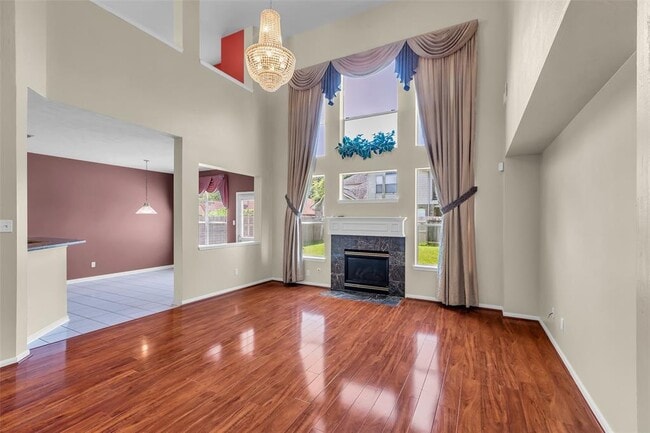 Building Photo - 16343 Mellow Oaks Ln