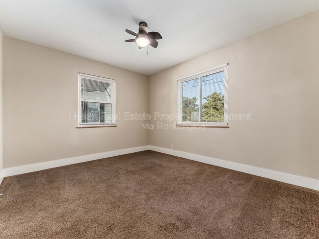 Building Photo - 1621 Sullivant Ave