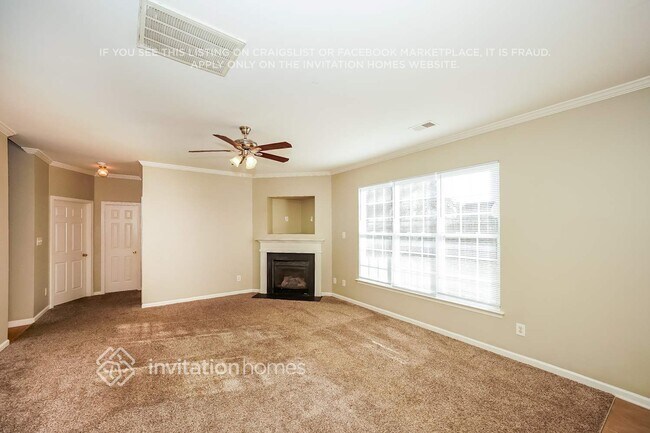 Building Photo - 122 Elgin Ln