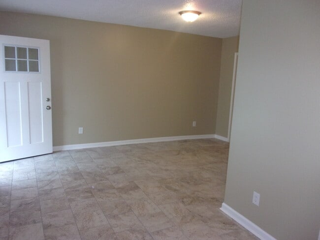 Building Photo - 1150 N McNeil St