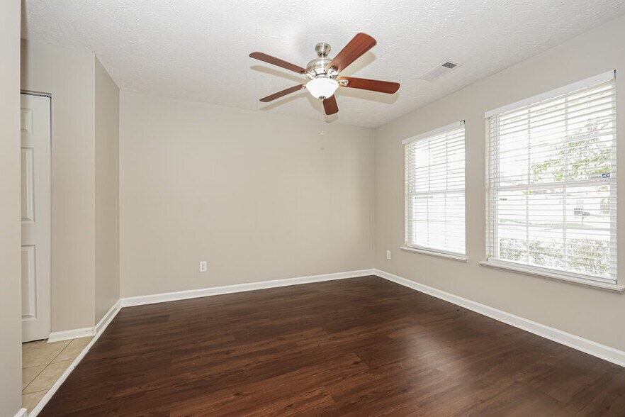 Building Photo - 3508 Juneberry Way