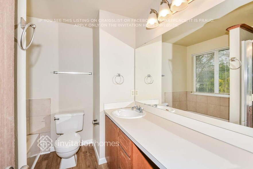 Building Photo - 11834 SE 263rd Ct