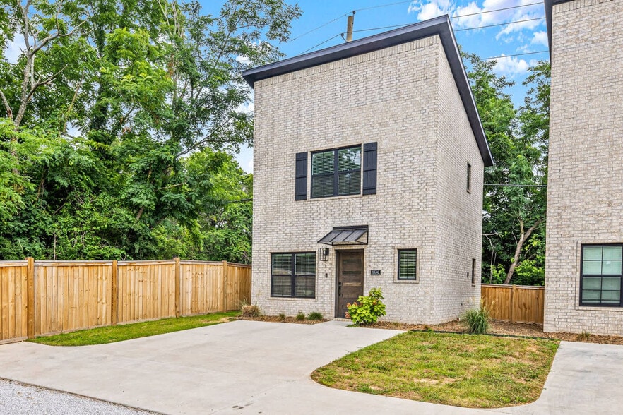 Building Photo - 1536 W Cato Springs Rd