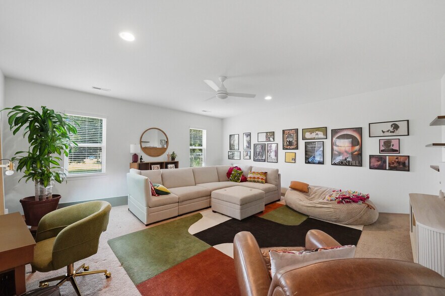 Building Photo - 20264 Harroway Dr
