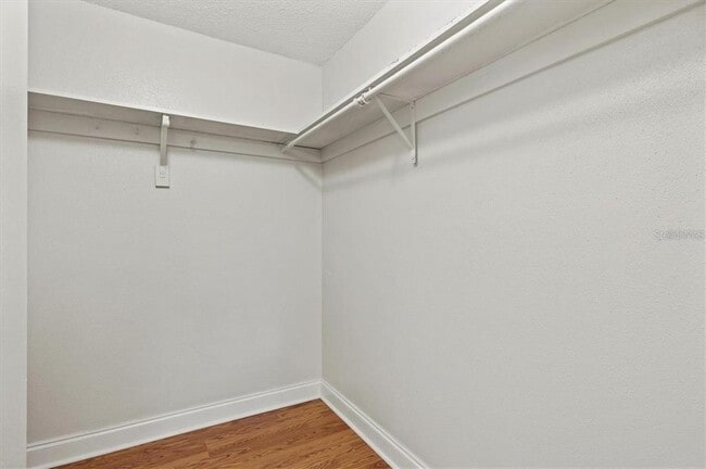 Building Photo - 5008 27th Ave W