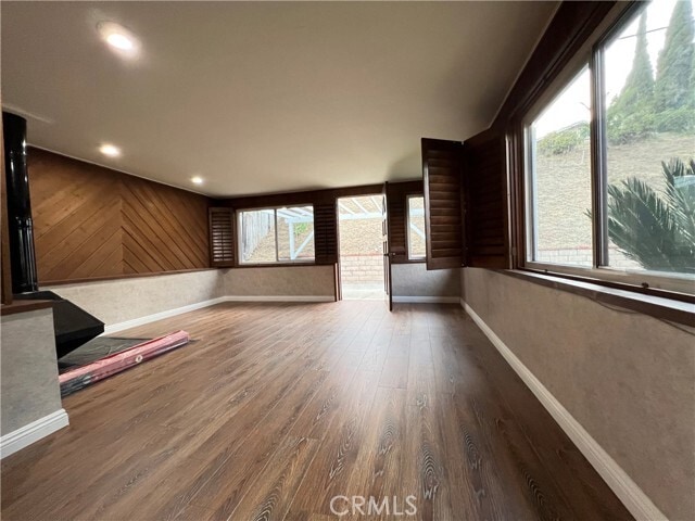 Building Photo - 141 N Prospectors Rd