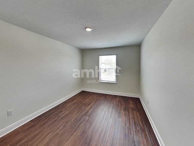 Building Photo - 20591 Calla Lily Dr