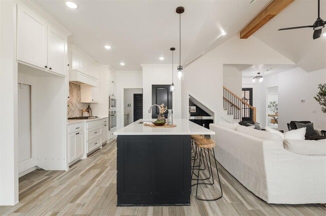 Building Photo - 3217 Pinnacle Peak Dr