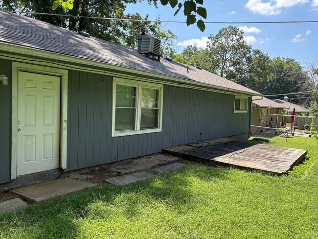 Building Photo - 11208 Bristol Terrace