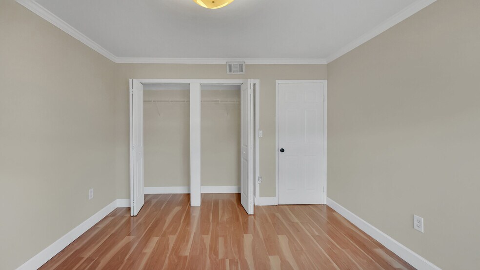 Building Photo - 4635 NW 97th Pl