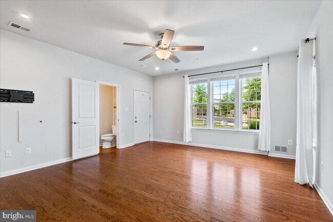 Building Photo - 6500 Walcott Ln