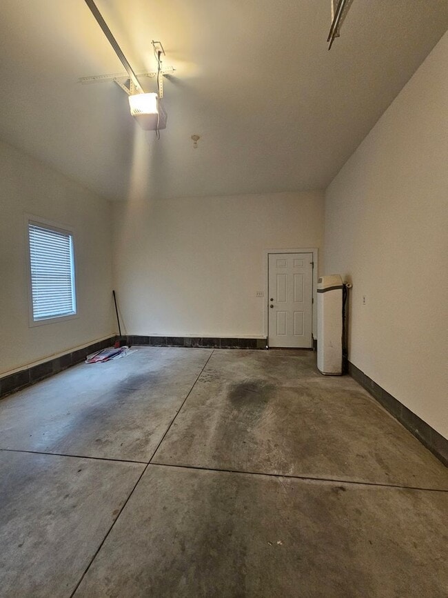 Building Photo - 2953 Tub Mill Pond Rd