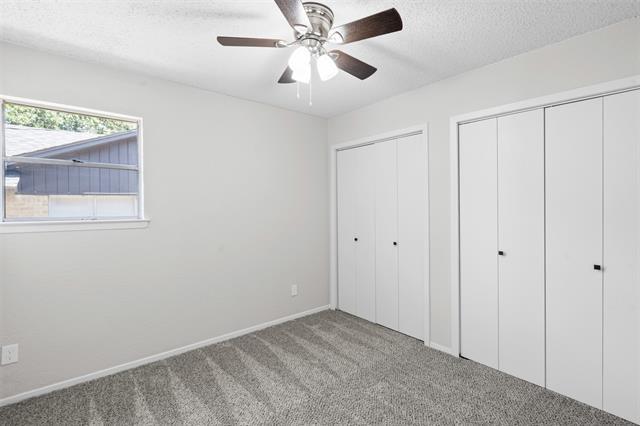 Building Photo - 2423 Jewell Dr