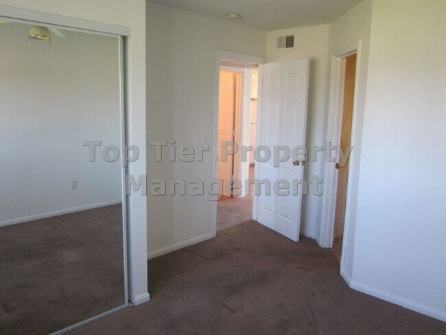 Building Photo - ***Gated Complex - 2 bed / 2 bath Condo in El Cajon - Available 02/10***