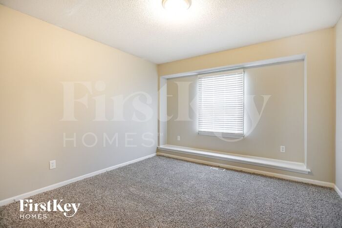 Building Photo - 6826 Willis Dr