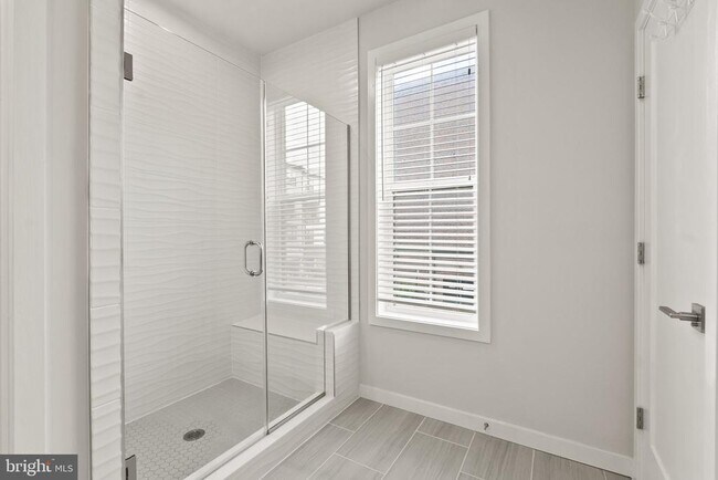 Building Photo - 7401 Backett Wood Ter