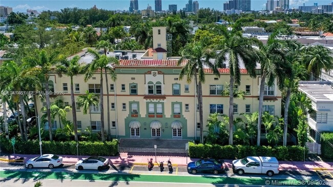 Building Photo - 900 16th St