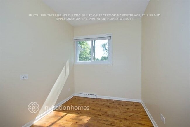 Building Photo - 358 N 2nd Ave