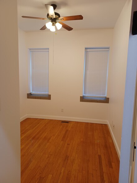 Building Photo - 4224 Chouteau Ave