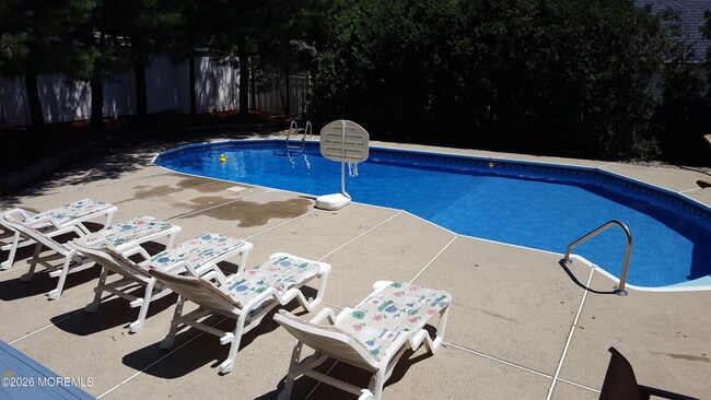 Building Photo - 1210 Tuxedo Pl