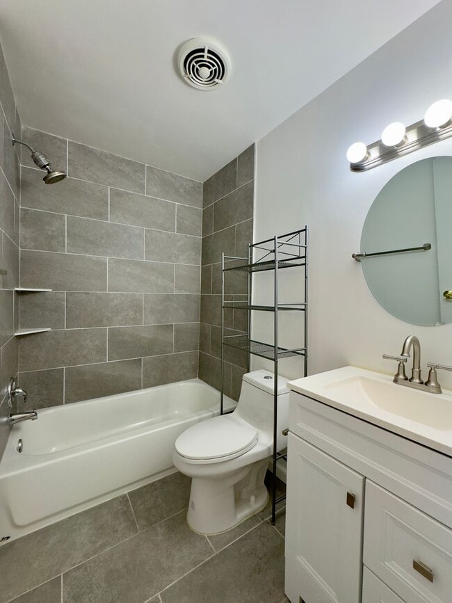 Building Photo - Charming 4 Bedroom/2 Bathroom Home with Large Backyard in Randallstown, MD!