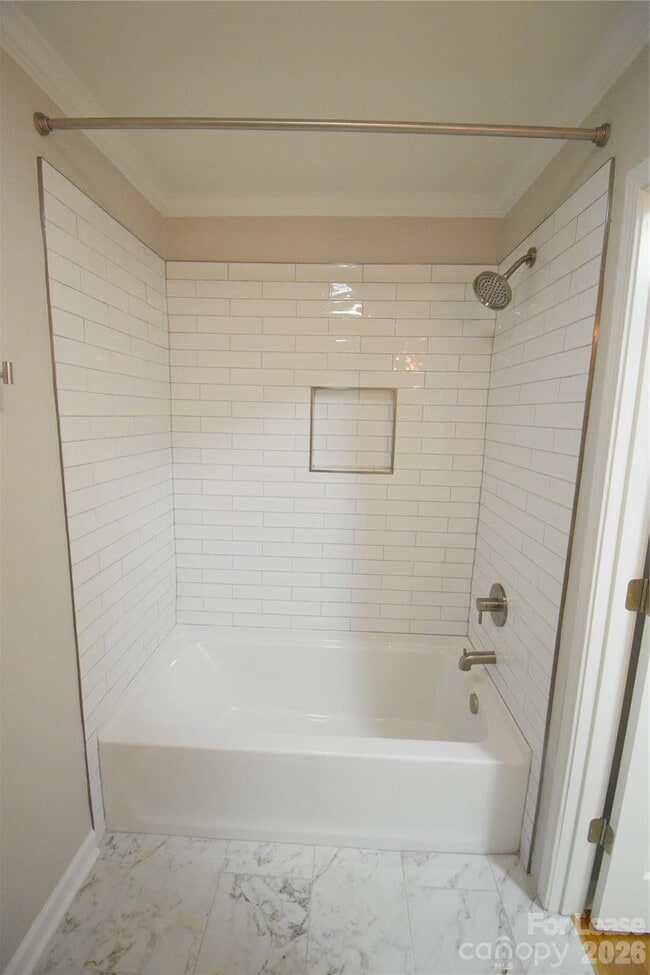 Building Photo - 4201 University Dr