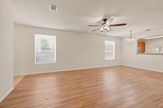 Building Photo - New LVP Flooring & Large Backyard in Schertz