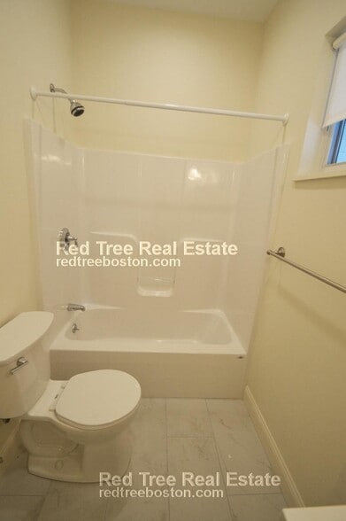 Building Photo - 379 Harvard St