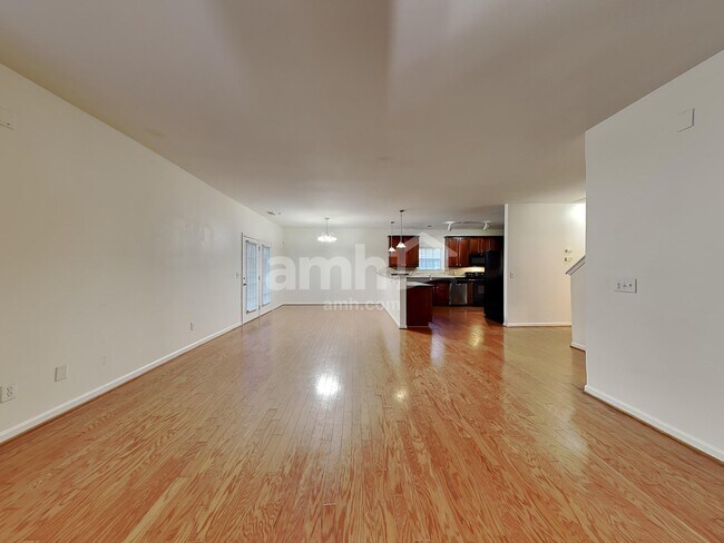 Building Photo - 10 Oakville Ct