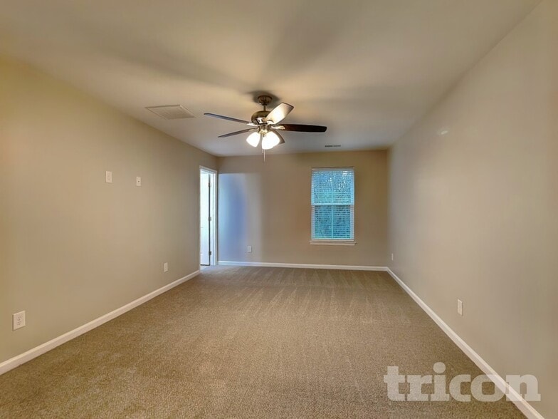 Building Photo - 7690 W Berkeley Rd