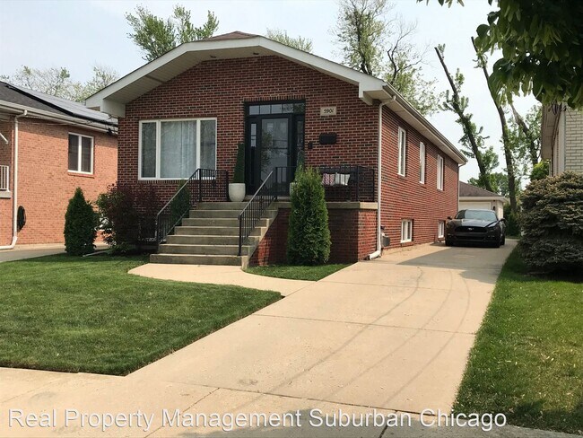 Primary Photo - 4 br, 3 bath House - 5901 Burr Oak Avenue