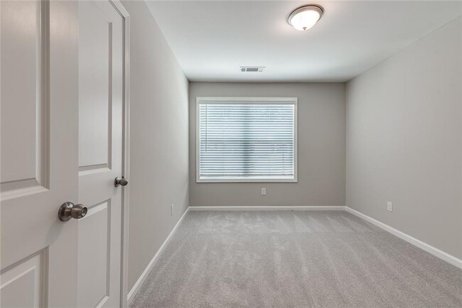 Building Photo - 554 Elm Bluff Way