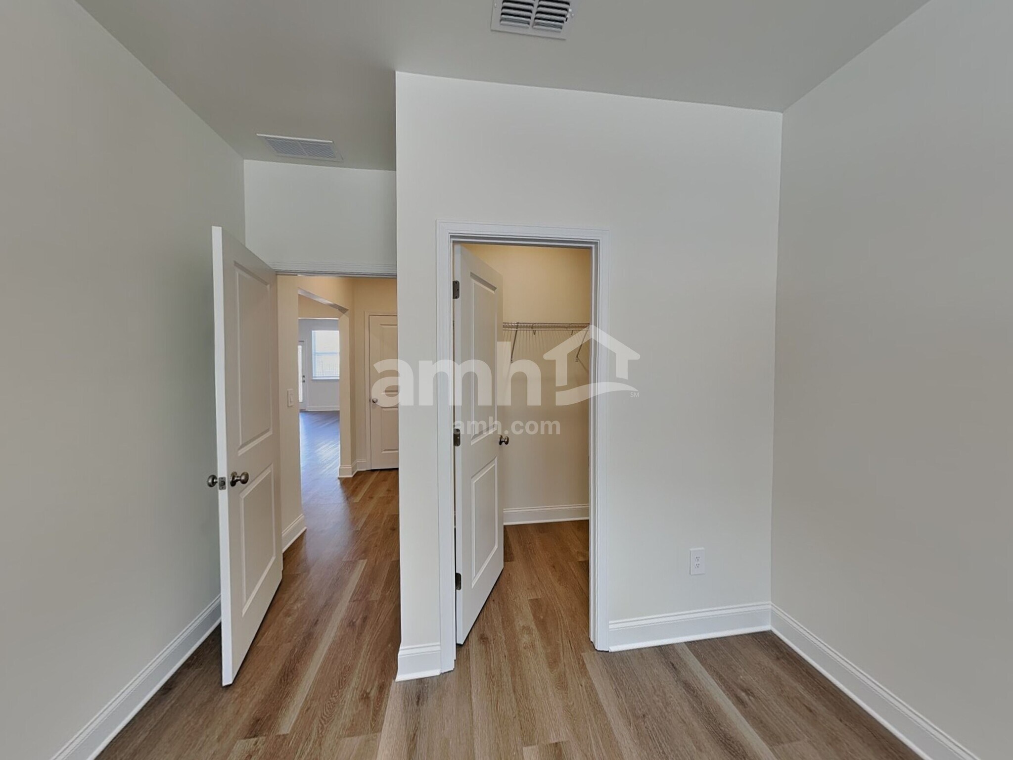 Building Photo - 3662 Creek View Cir