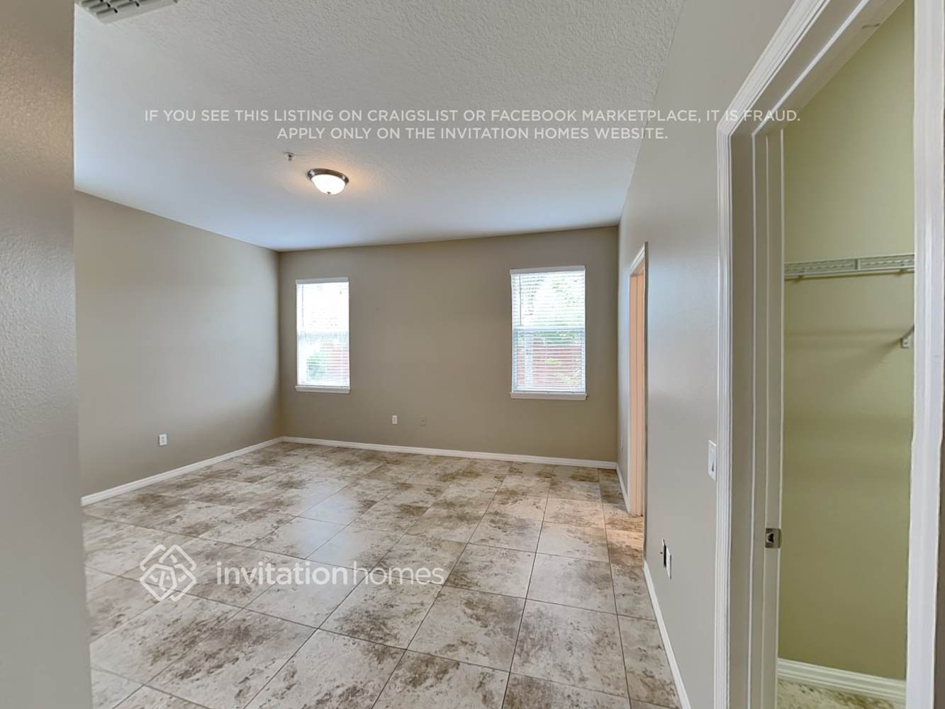 Building Photo - 10526 Eastpark Lake Dr