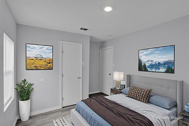 Building Photo - 219 Loma Dr