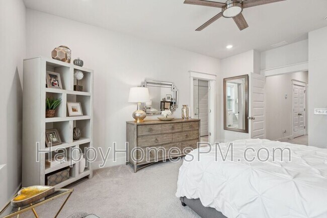 Building Photo - 1610 Florentia St