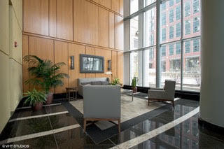 Building Photo - 345 N LaSalle St