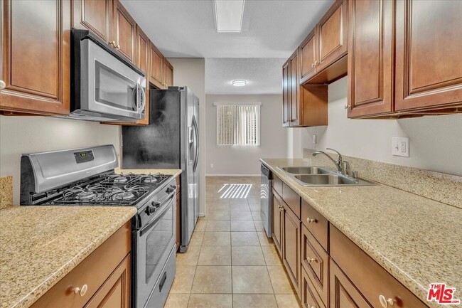 Building Photo - 5437 Corteen Pl