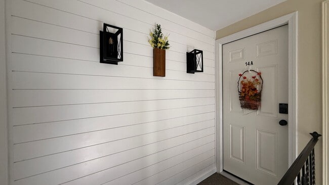 Building Photo - 12 Union St